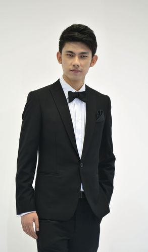 杨荣鑑 视觉与舞美负责人